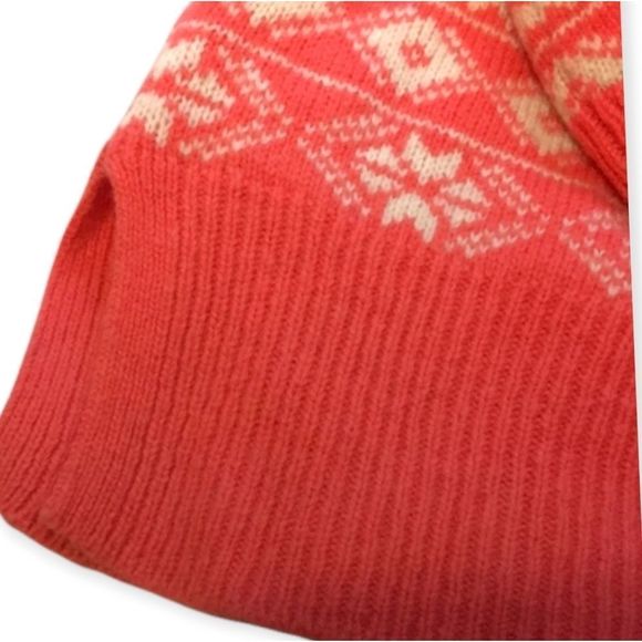 GAP Vintage Wool Blend Snowflake Christmas Winter Woman's Sweater Size Medium - Picture 2 of 5